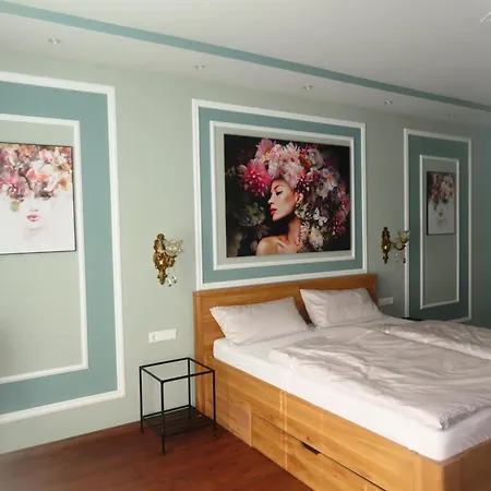 Hotel Mariotto Am Burghof